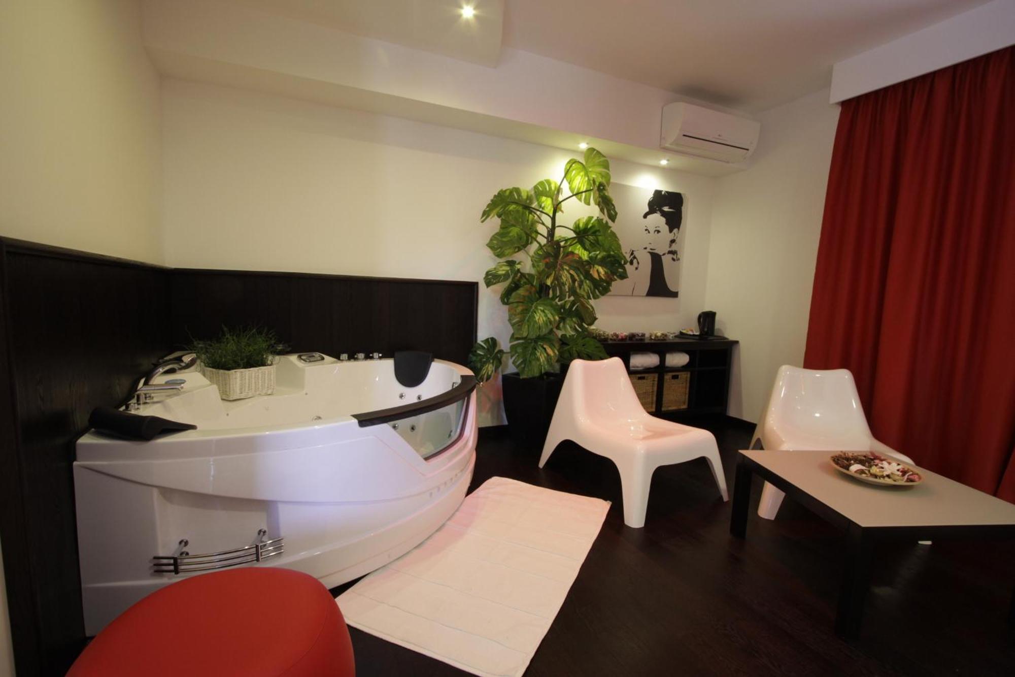 Hotel Paradise Airport Forlì Eksteriør billede