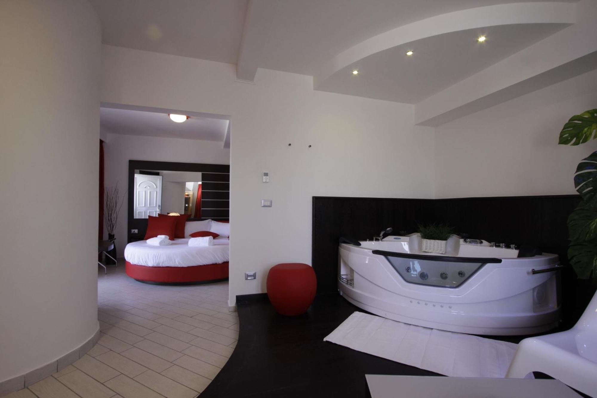 Hotel Paradise Airport Forlì Eksteriør billede